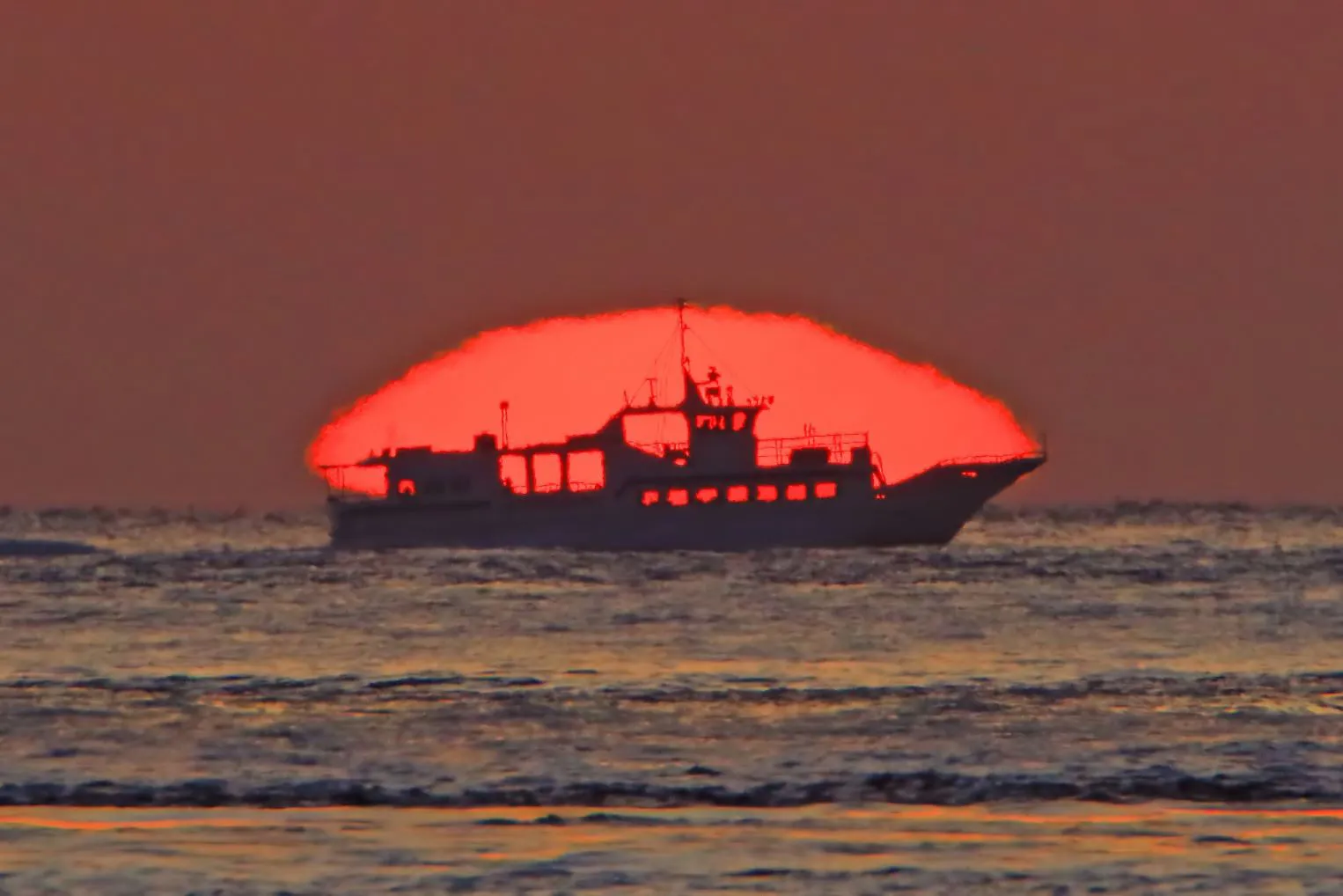 夕陽と船 No.0000