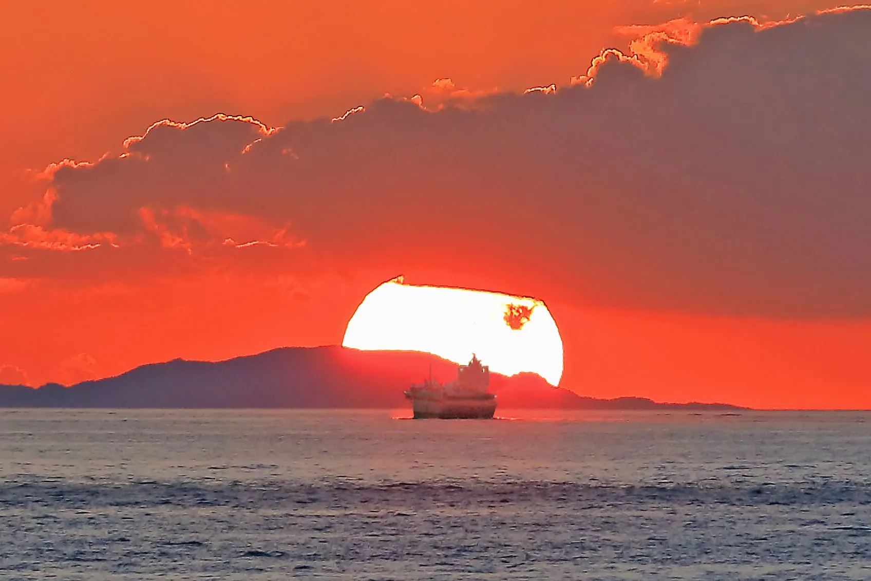男鹿島に沈む夕陽 No.0000