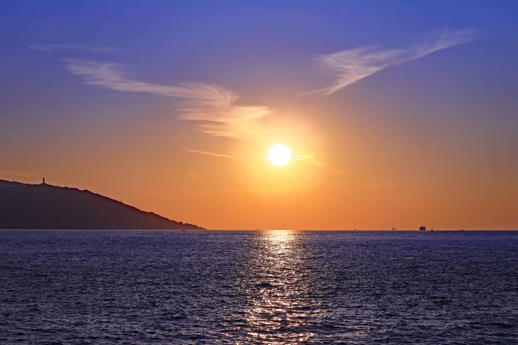 翼のある夕陽 No.0000