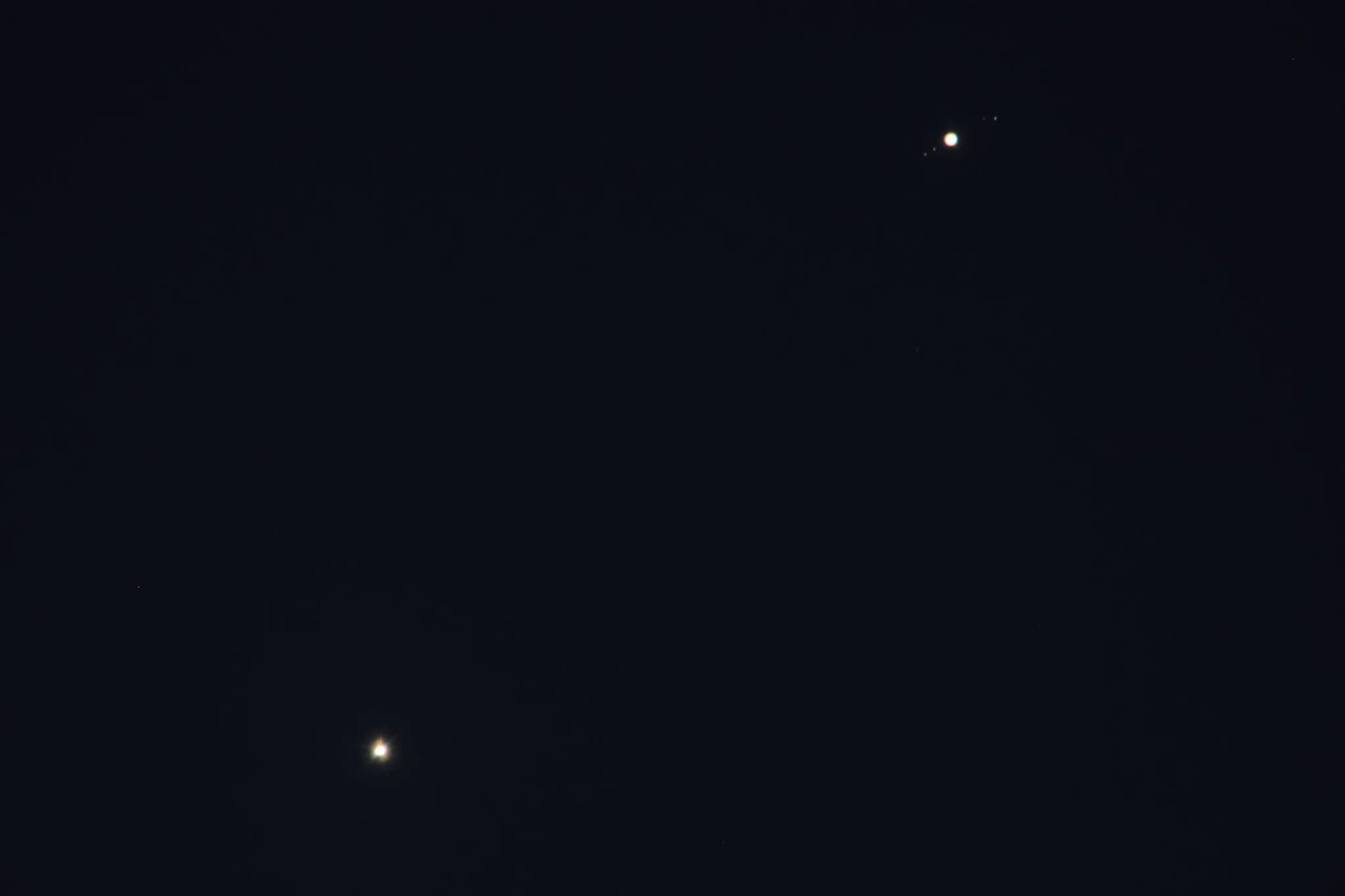 接近した金星（左下）と木星（右上） No.0000