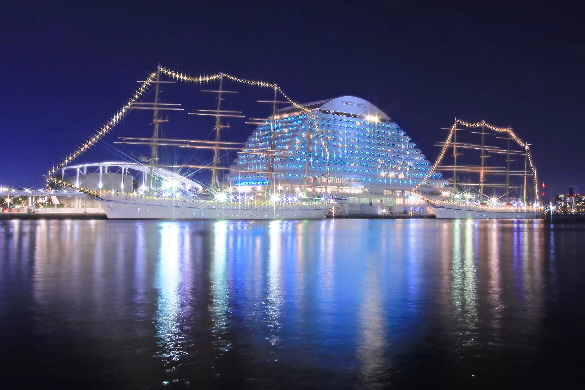 帆船のある夜景 No.0001