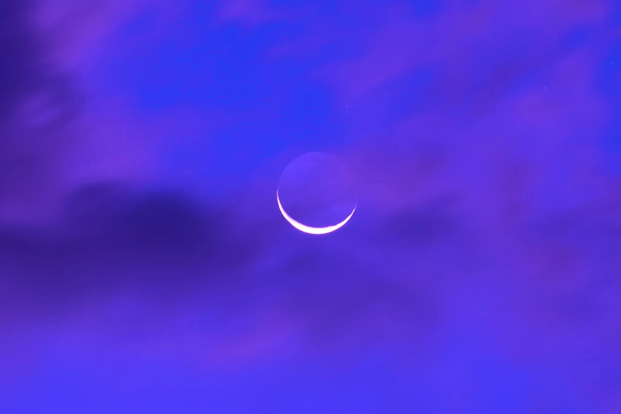 夜明けの空に No.0000