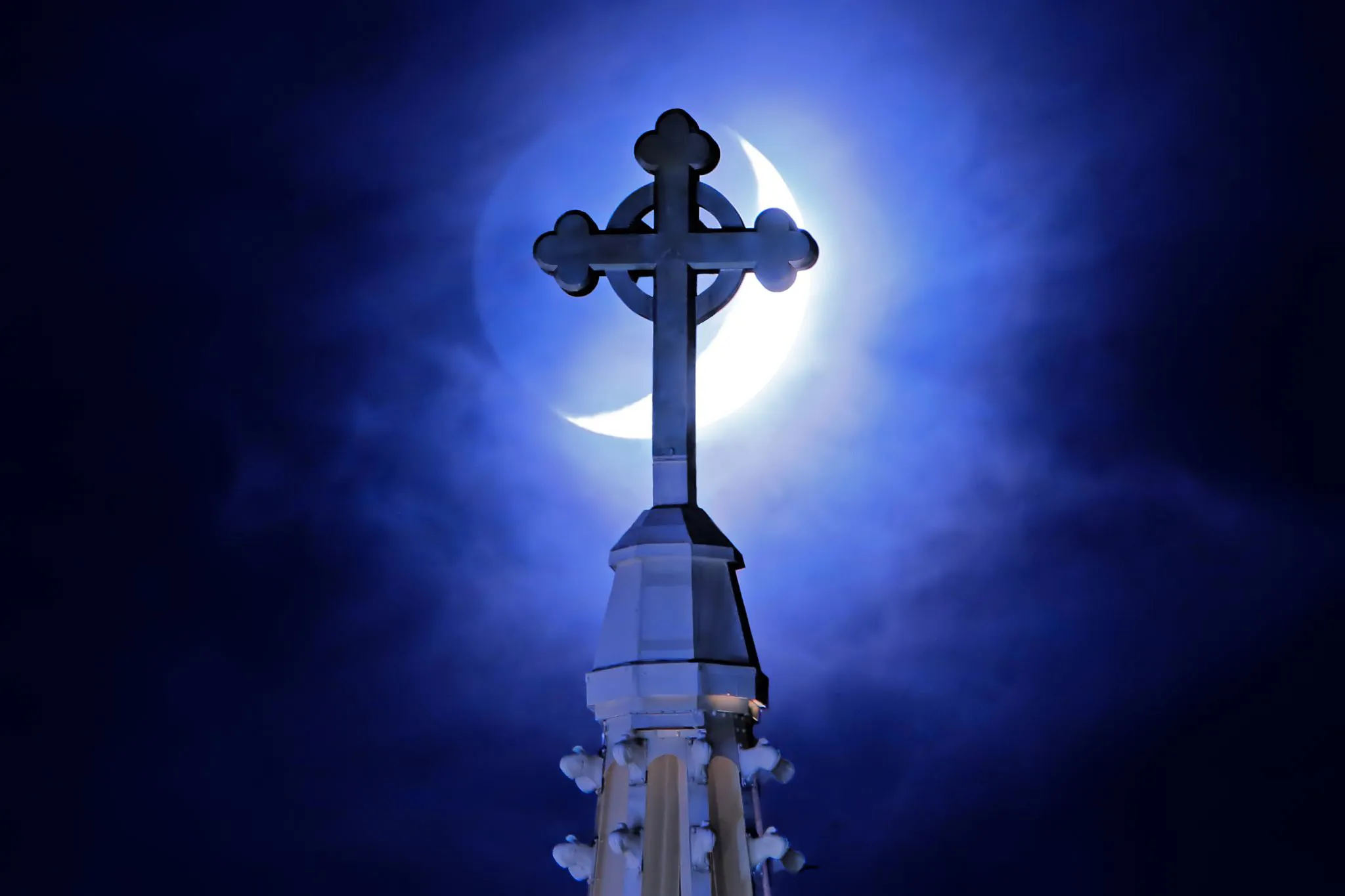 Cross Moon No.0000