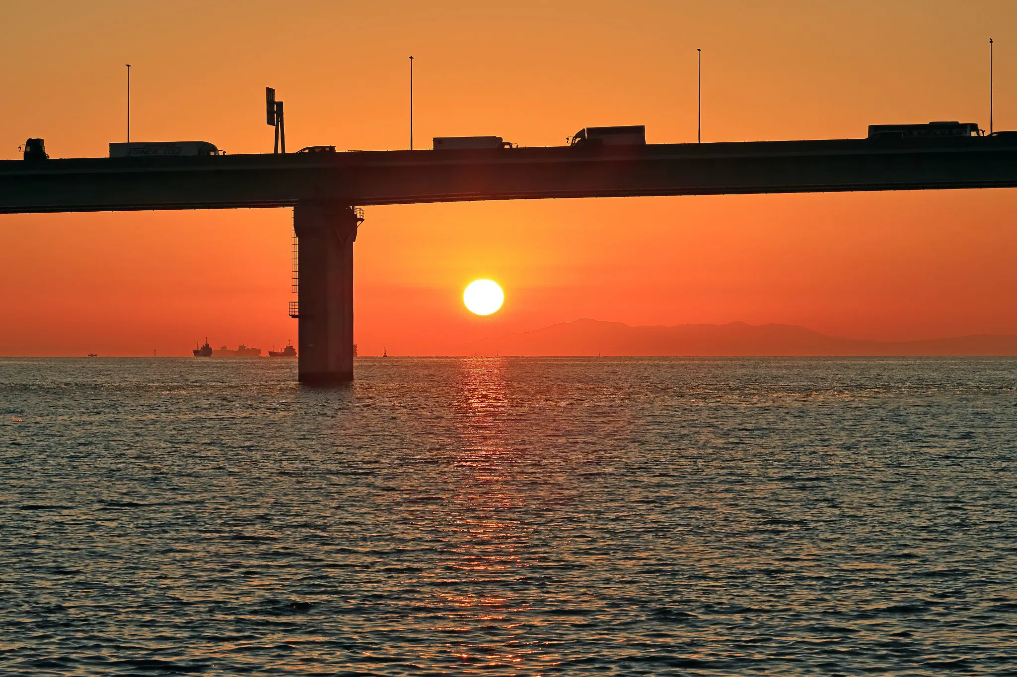 高架橋と夕日 No.0000