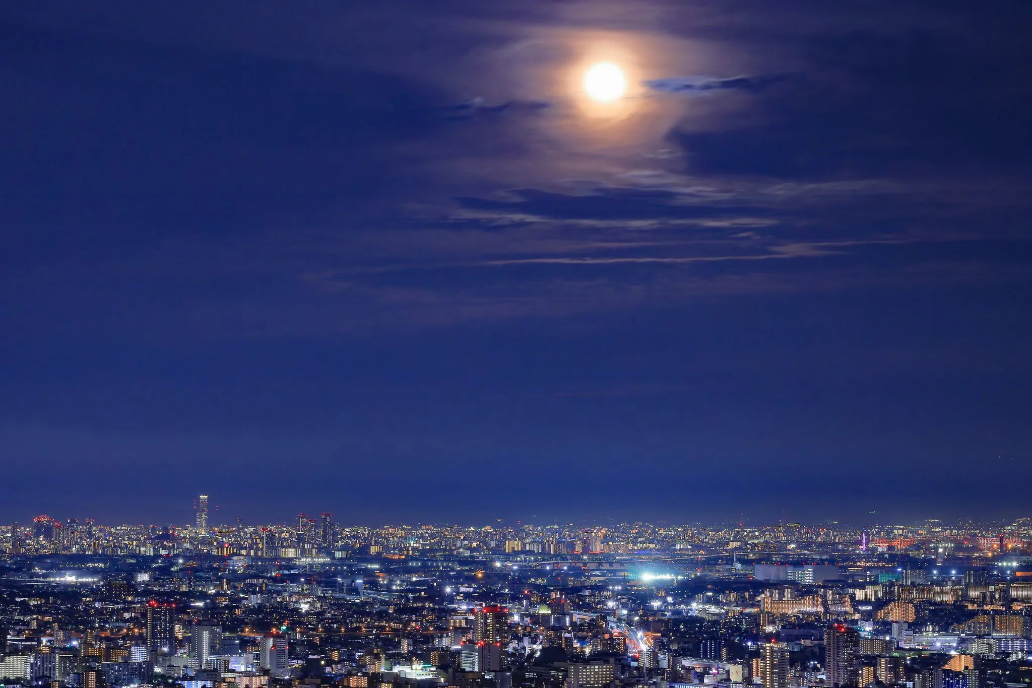 ストロベリームーンと夜景 No.0000