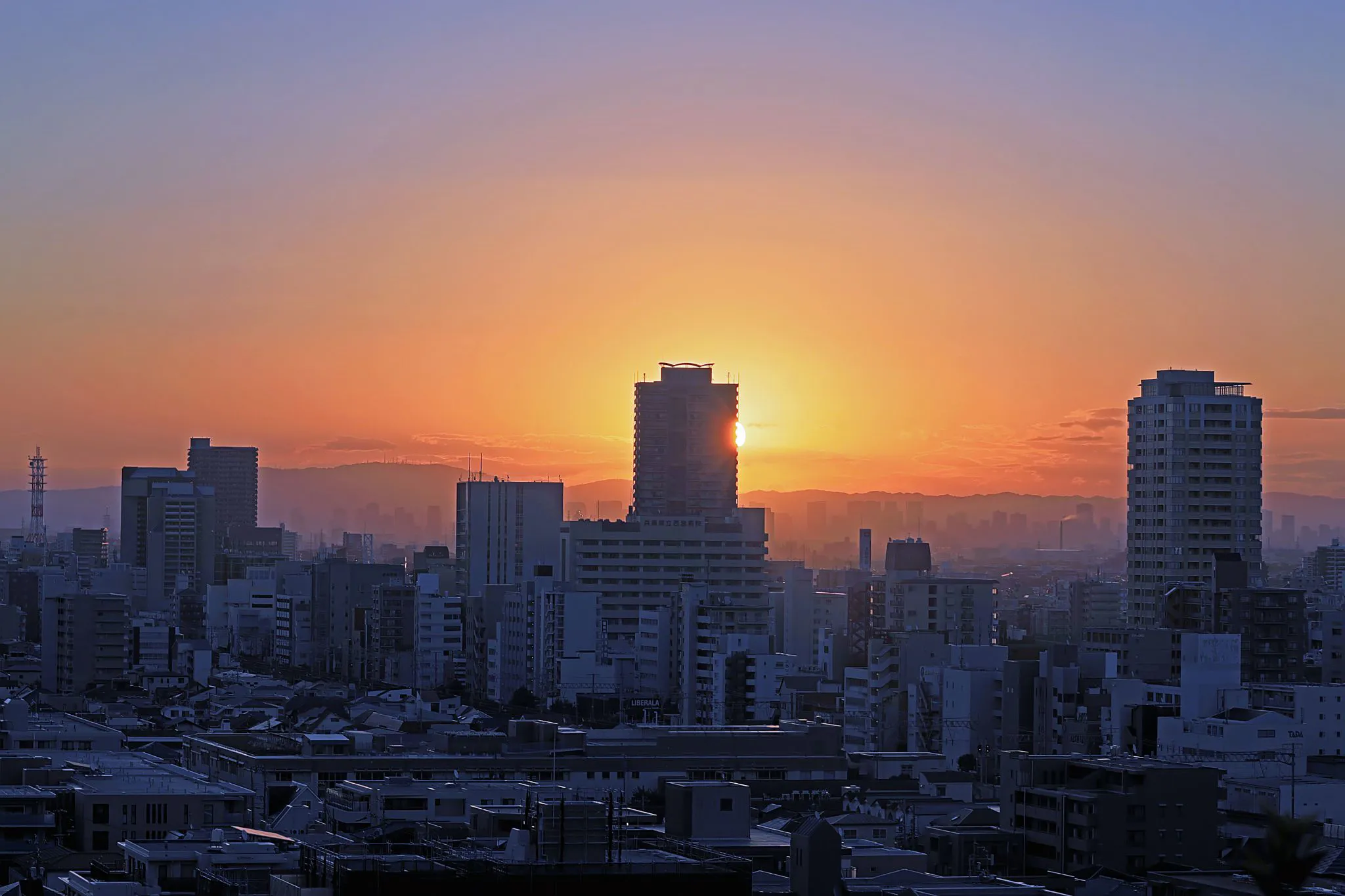 夜明けの街 No.0000