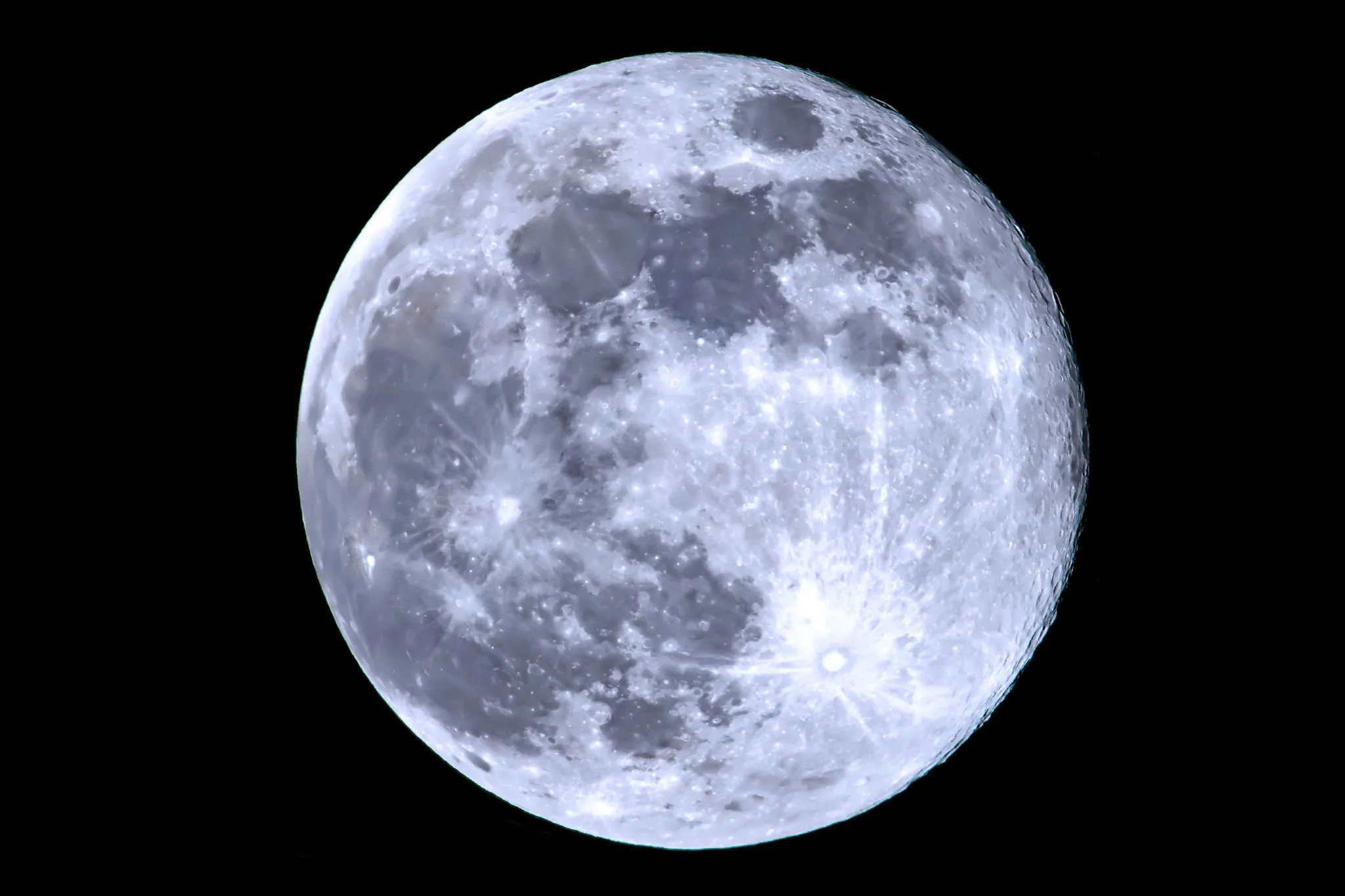 Cold Moon No.0000