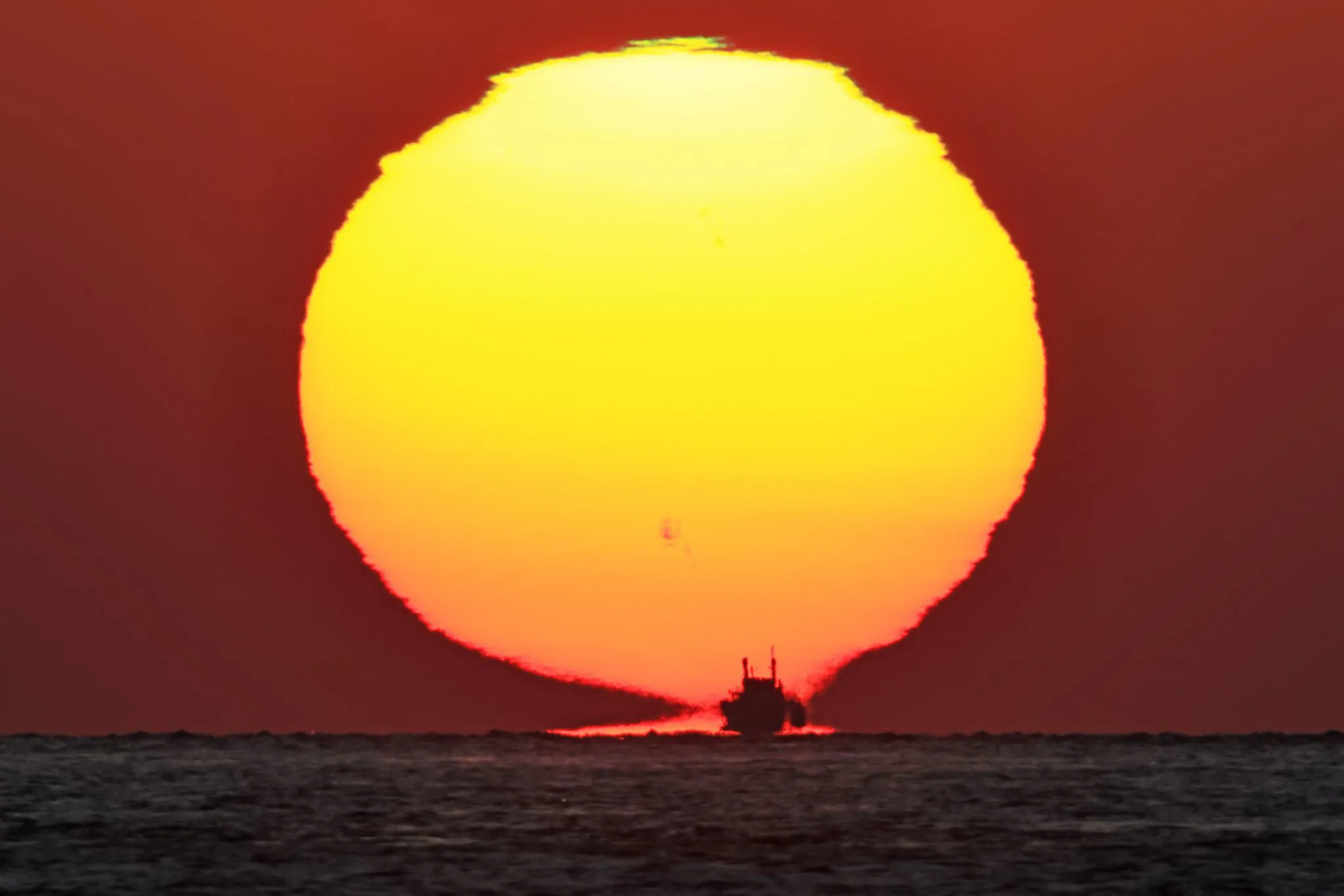 歪なダルマ夕陽 No.0000