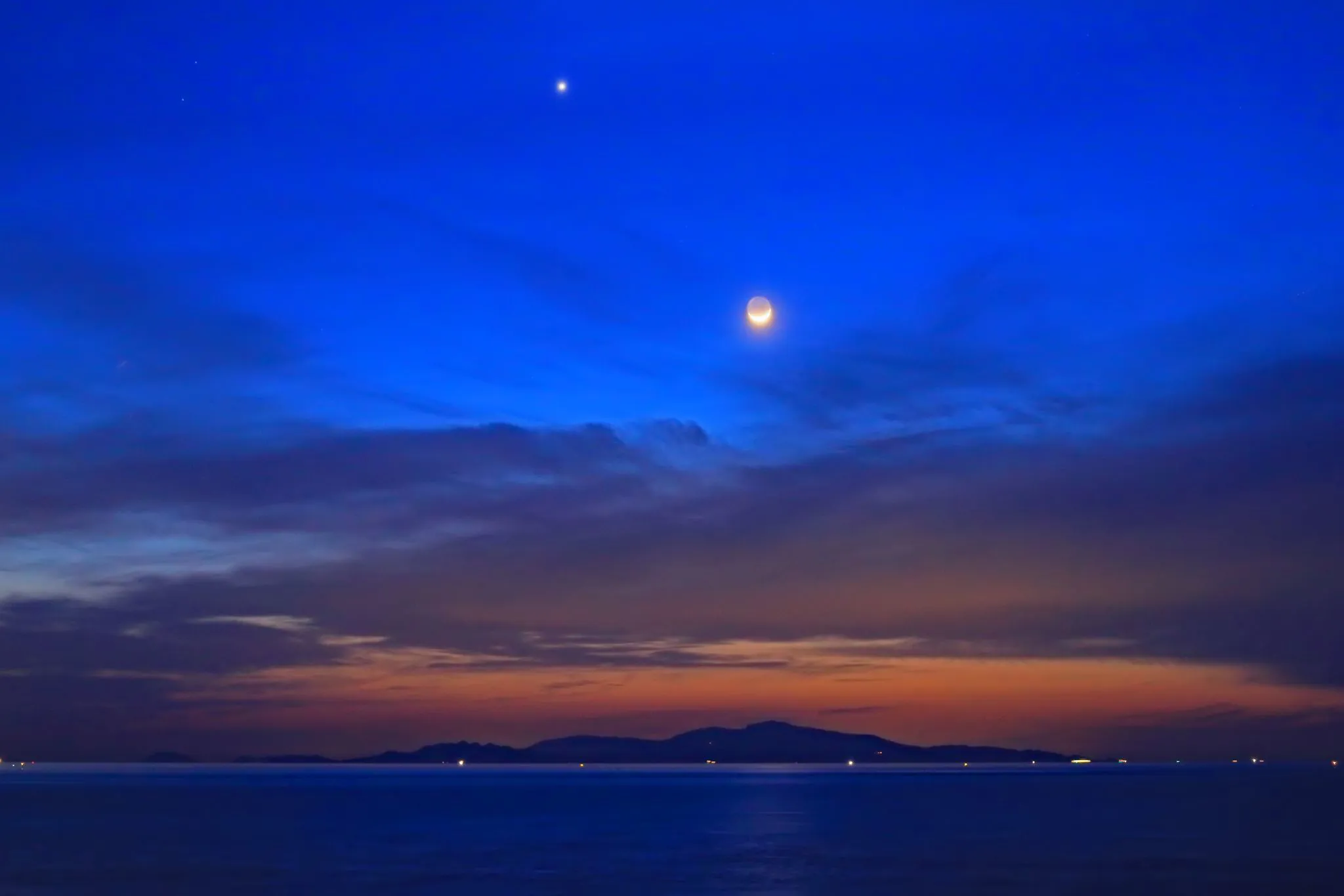 夕月と木星のランデブー No.0000
