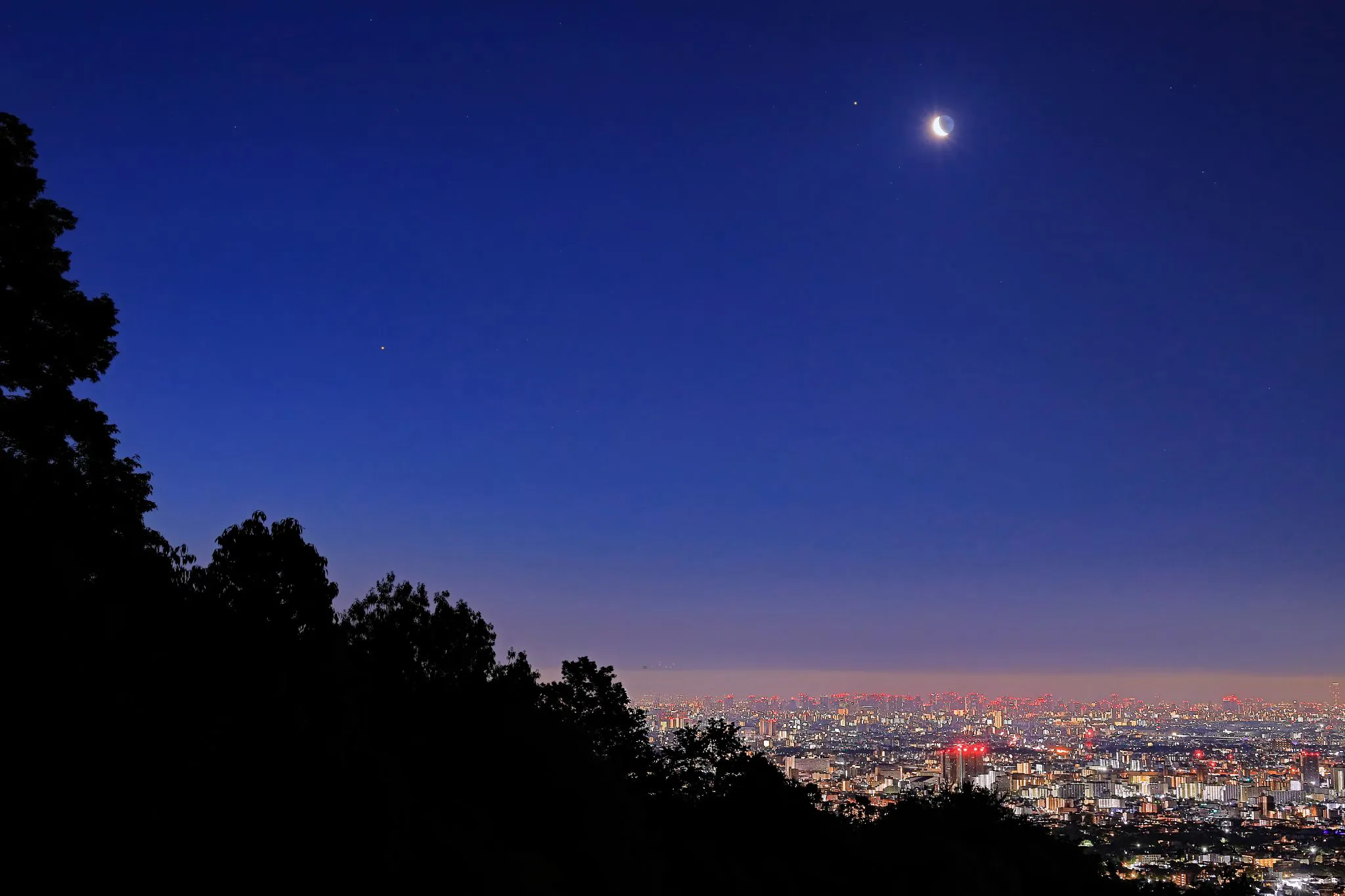 夜明けの月と惑星達 No.0000