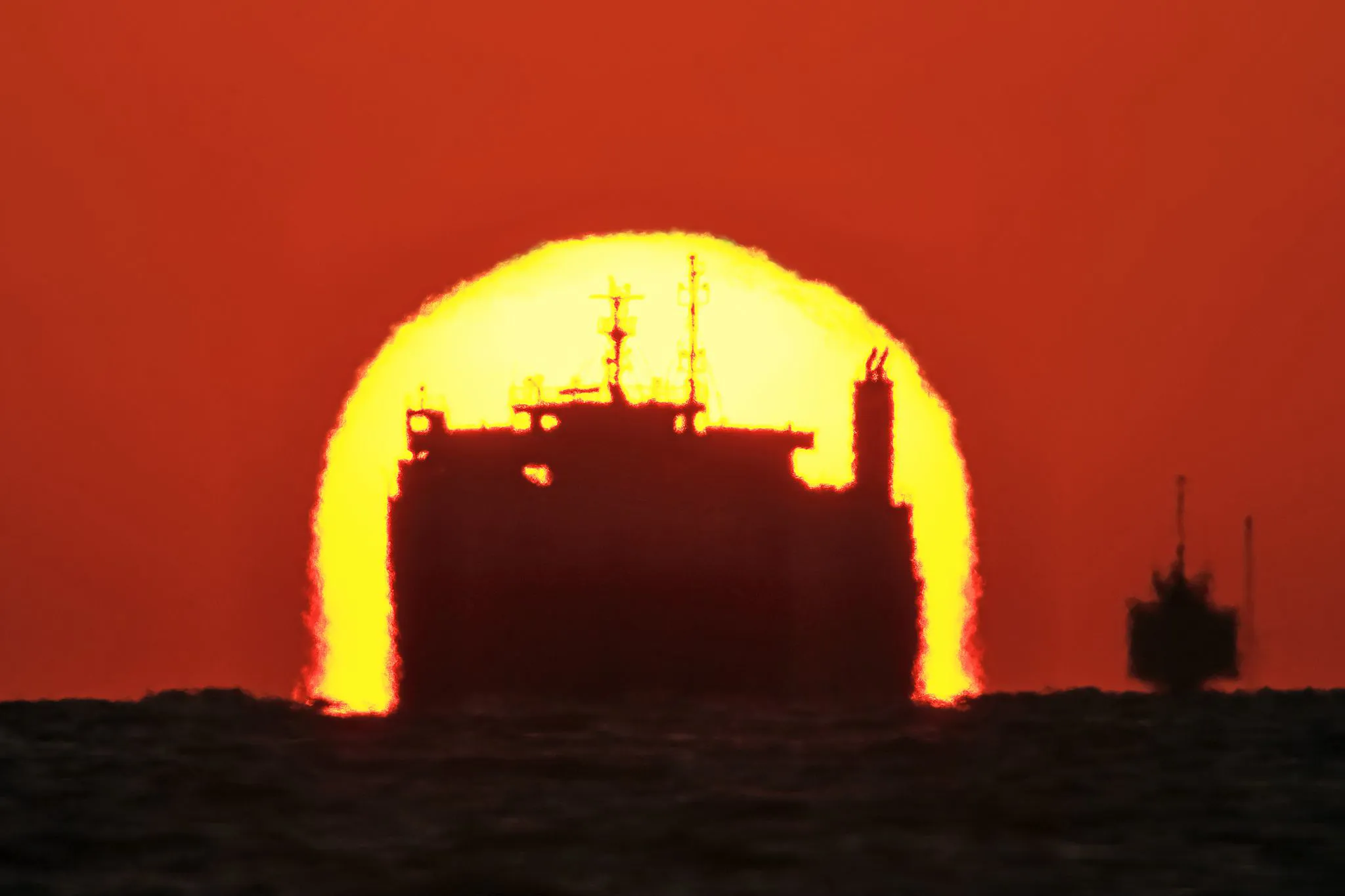 だるま夕日に入る船 No.0002