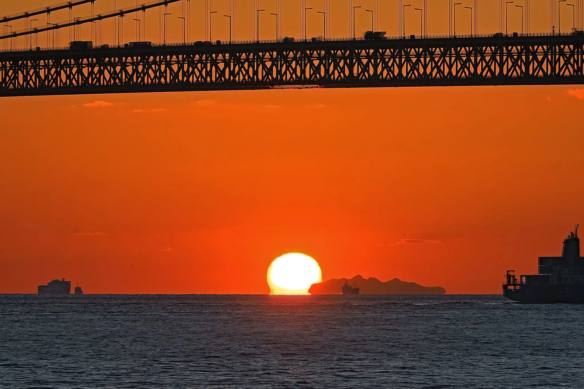 移動する夕陽 No.0000