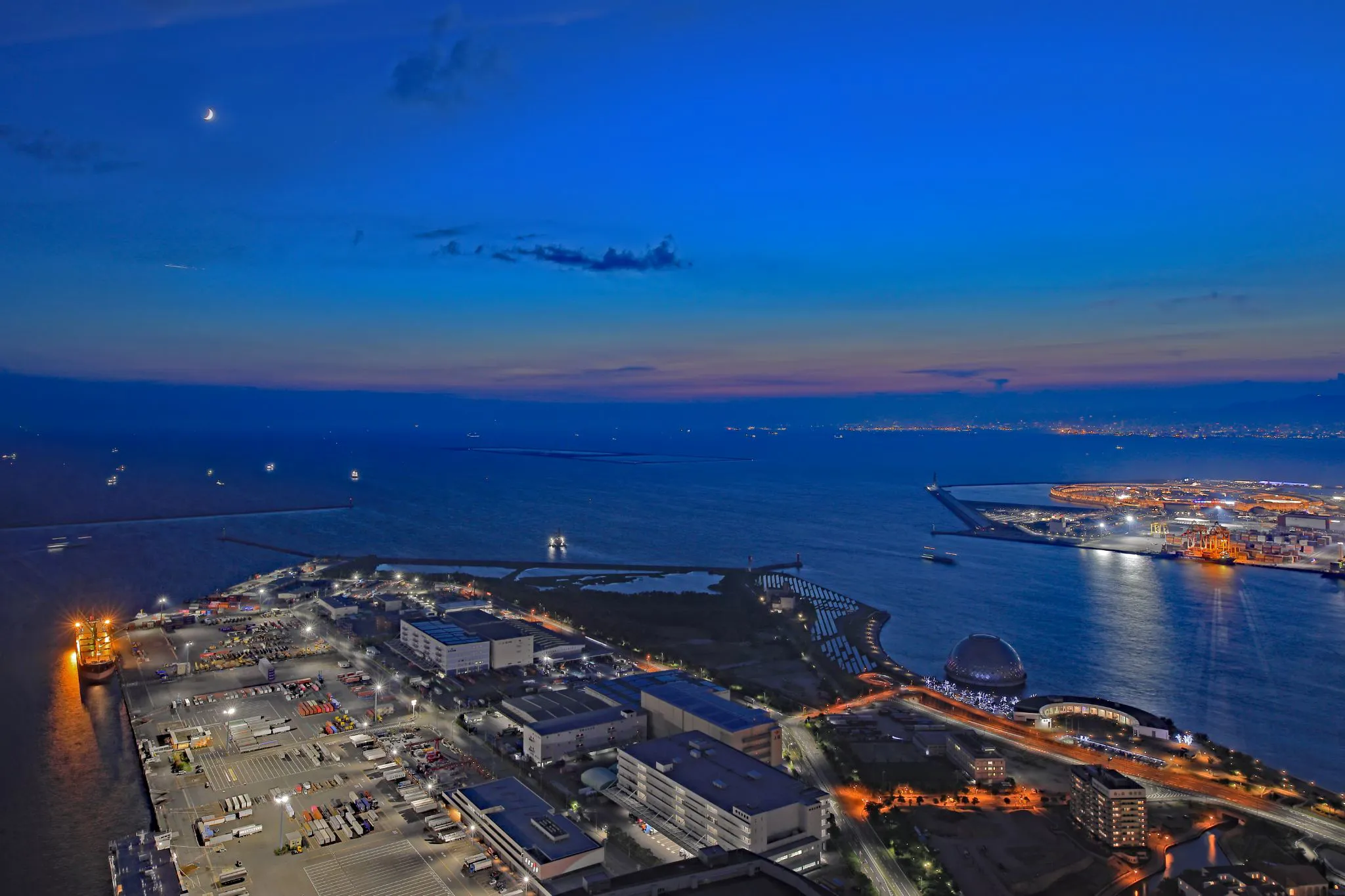 大阪南港の夕月 No.0000