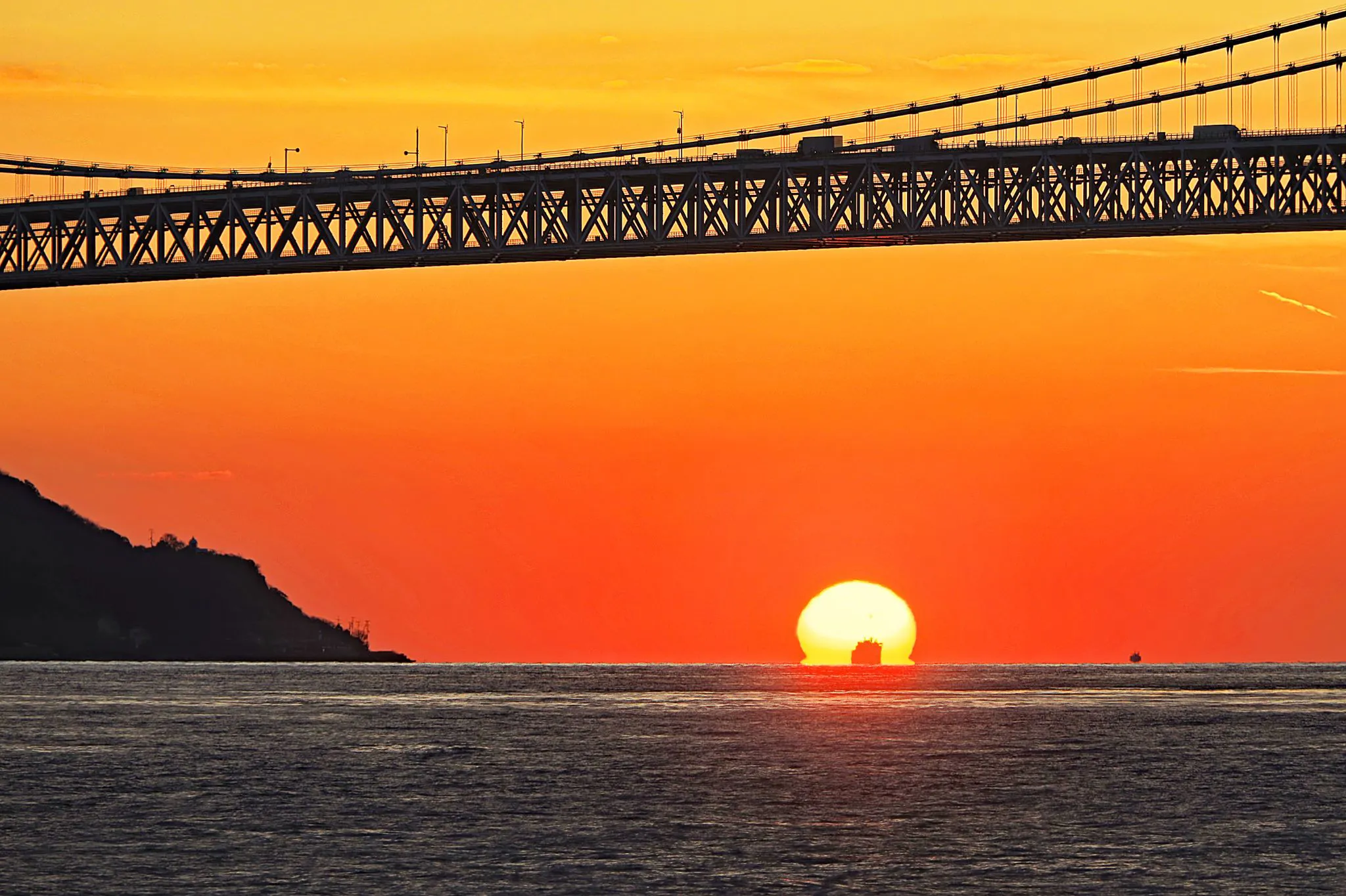 明石海峡に沈む夕陽 No.0002