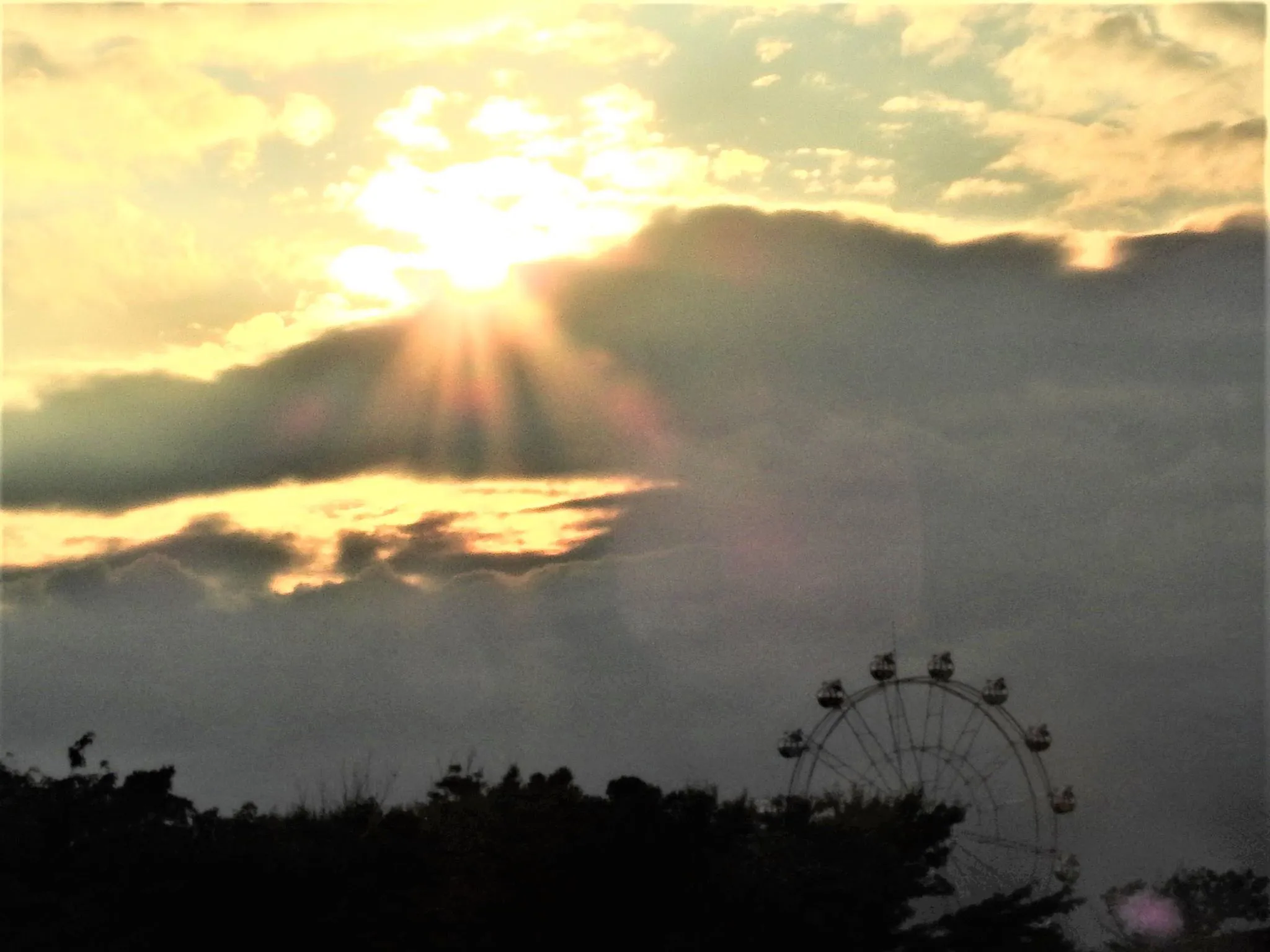 雨あがりの夕日 No.0000