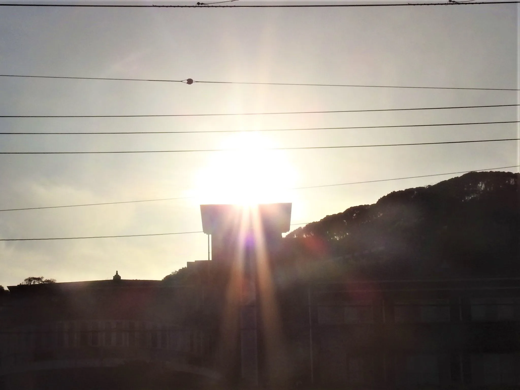 夕日とお堂のコラボ No.0002