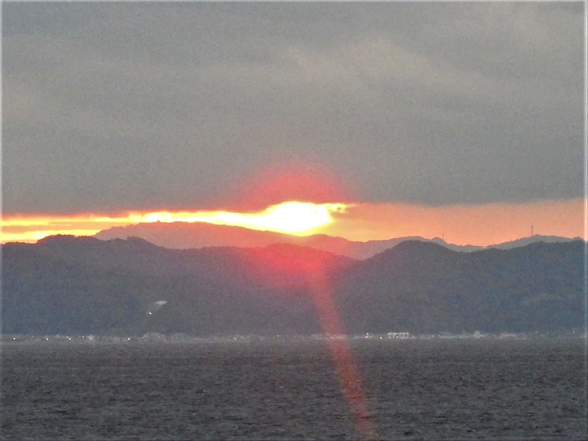 久しぶりの朝日 No.0000