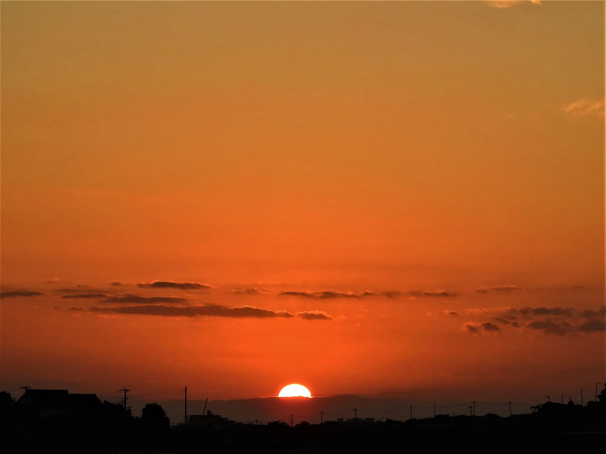 日没と茜色の夕焼け No.0000
