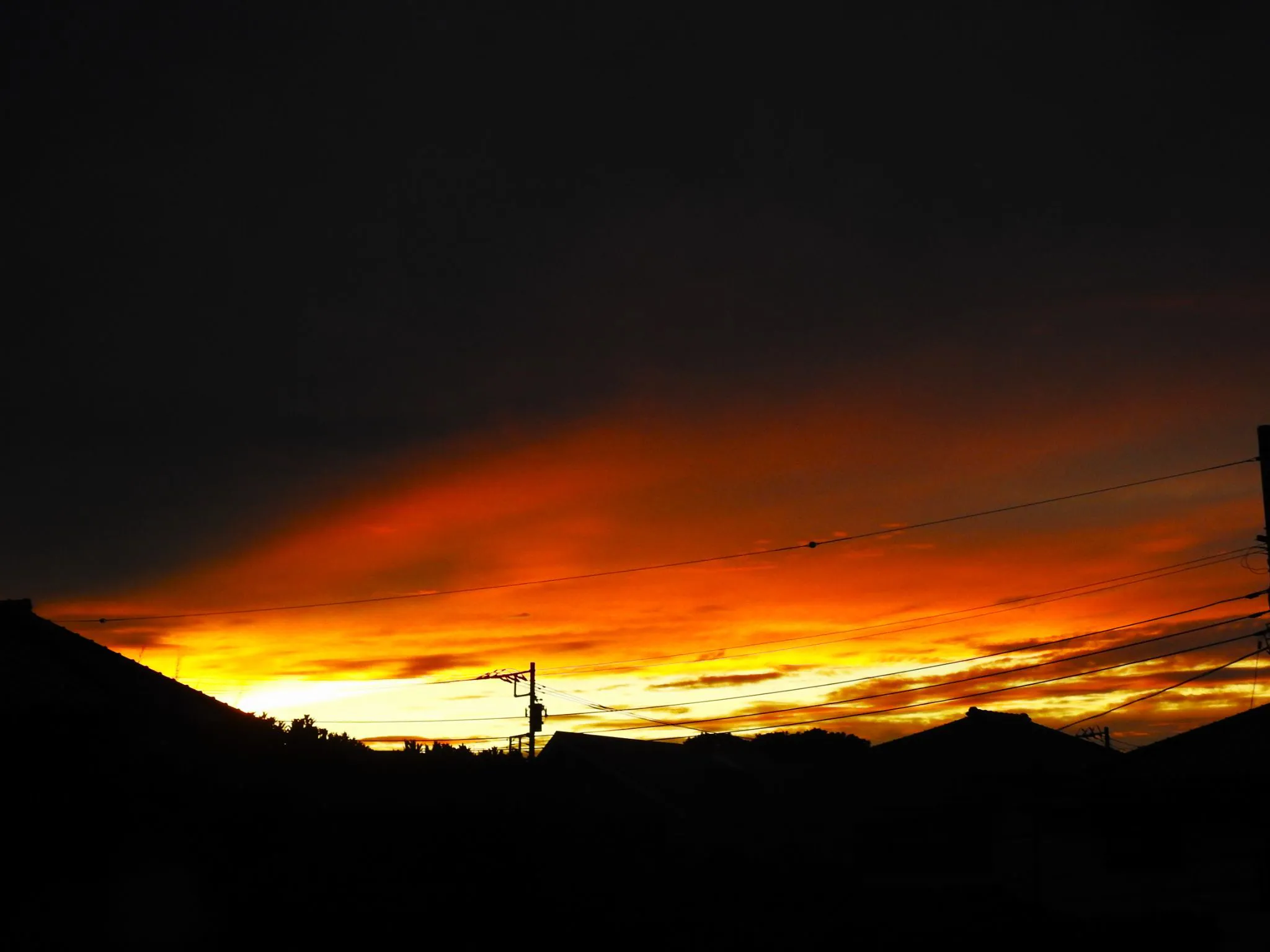 雲の切れ間の夕焼け No.0000