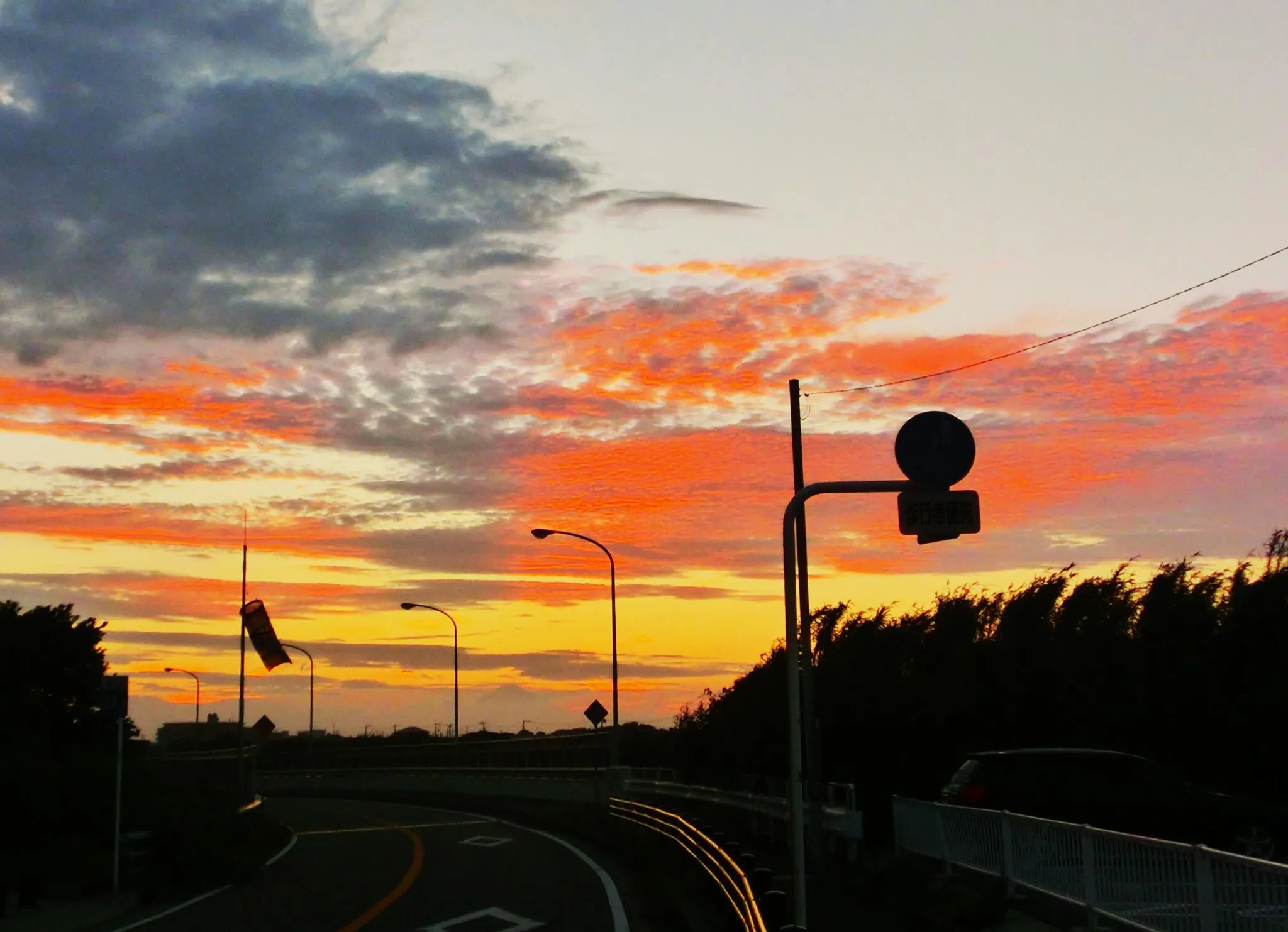 うろこ雲の夕焼け No.0000