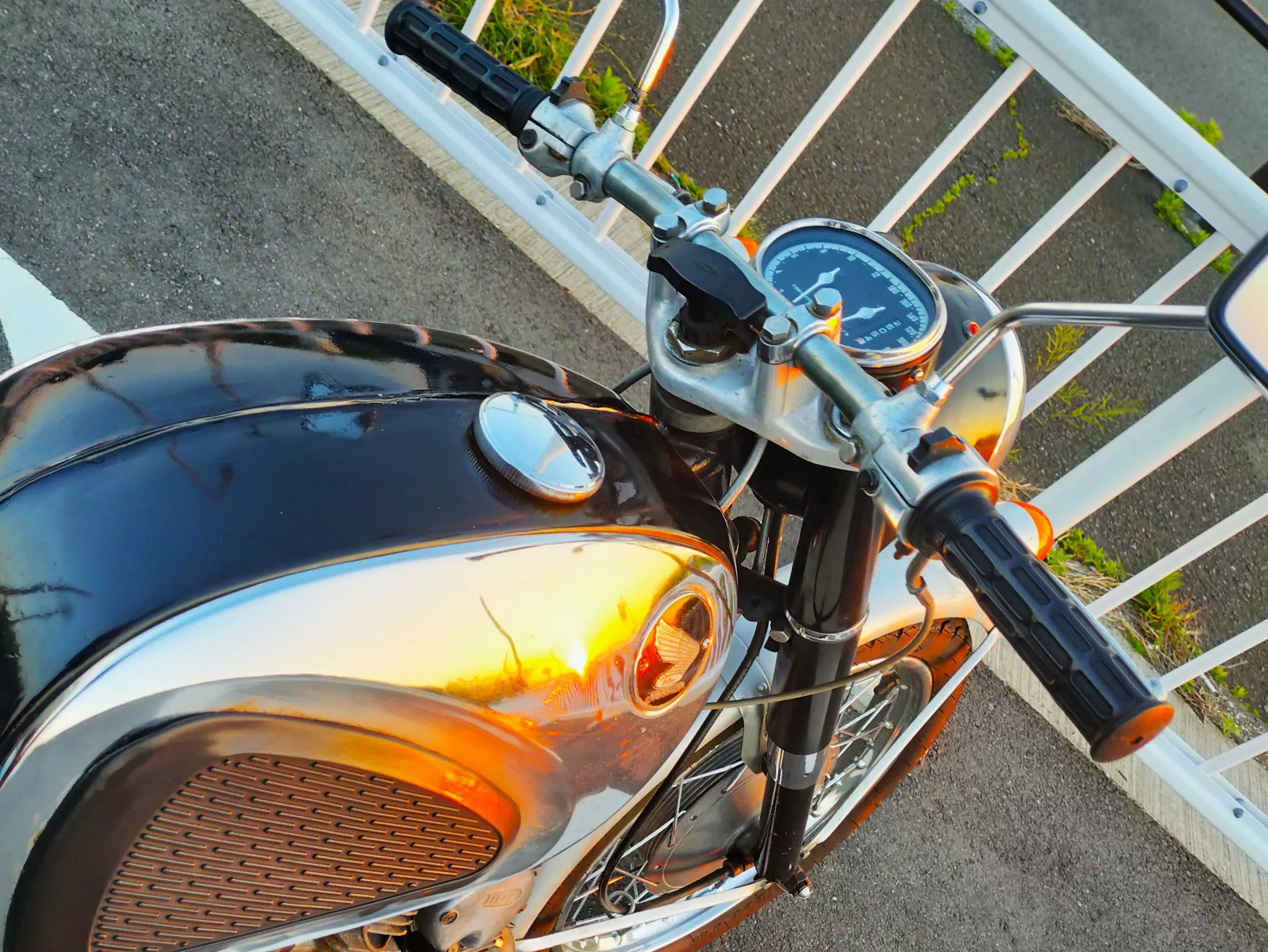 夕焼けと愛車のコラボ No.0000