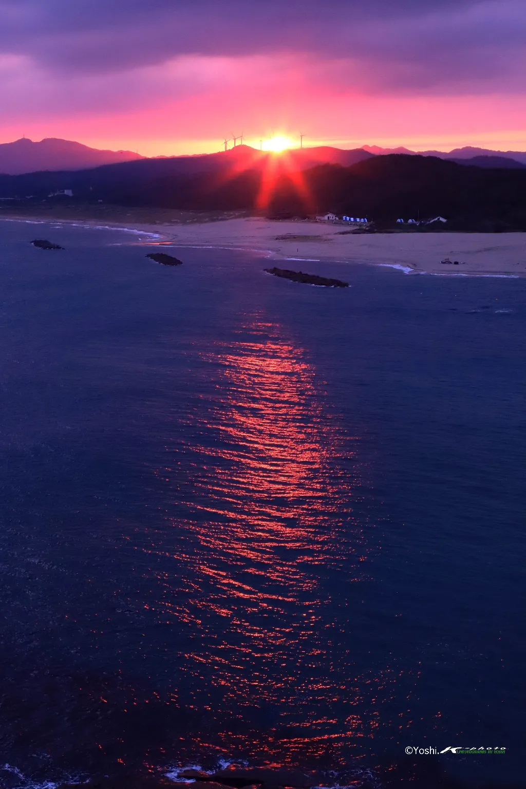 浜田石見海浜公園からの朝日 - 日の出日の入時刻・方角マップ