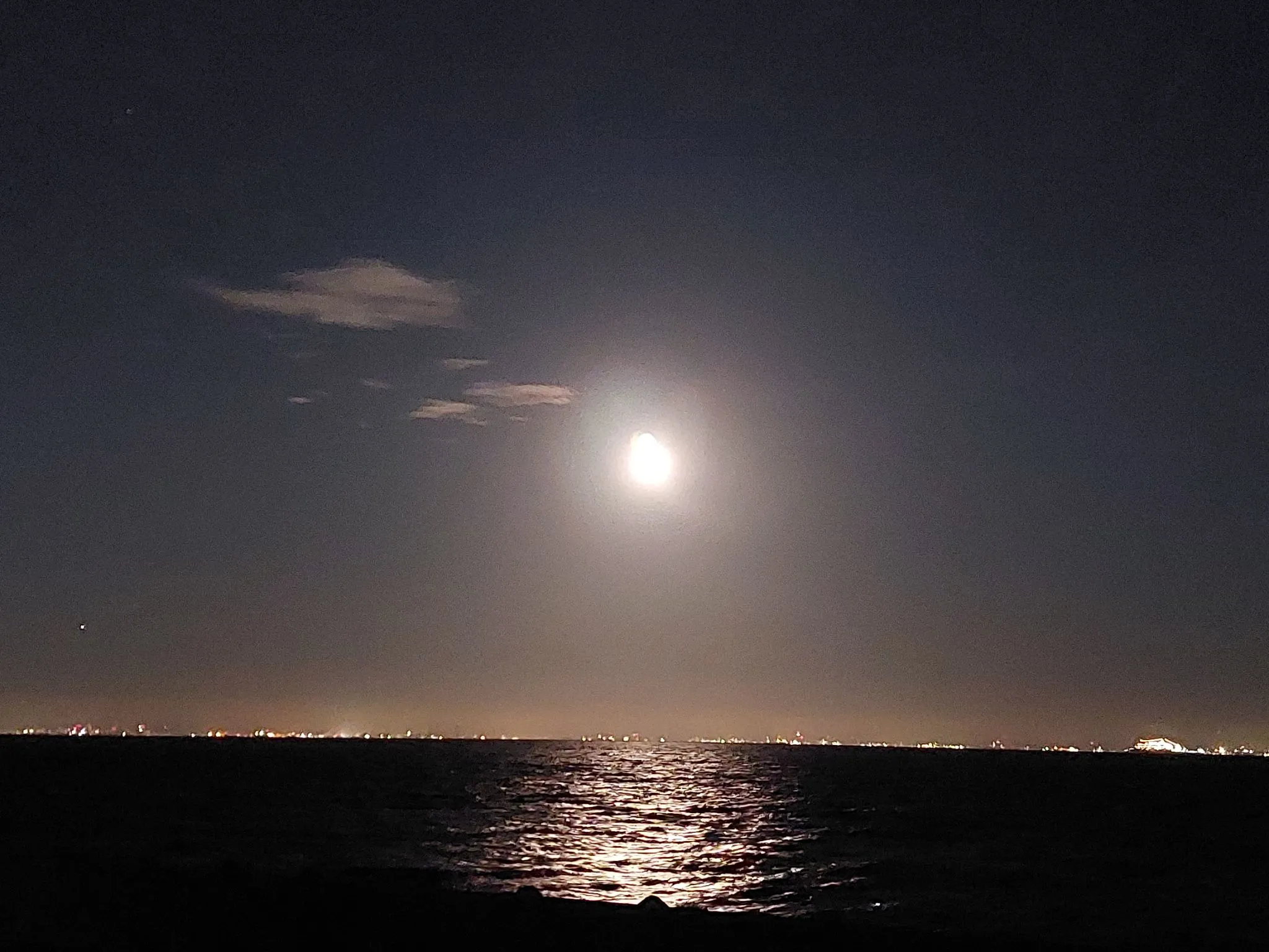 夜の海の満月 No.0000
