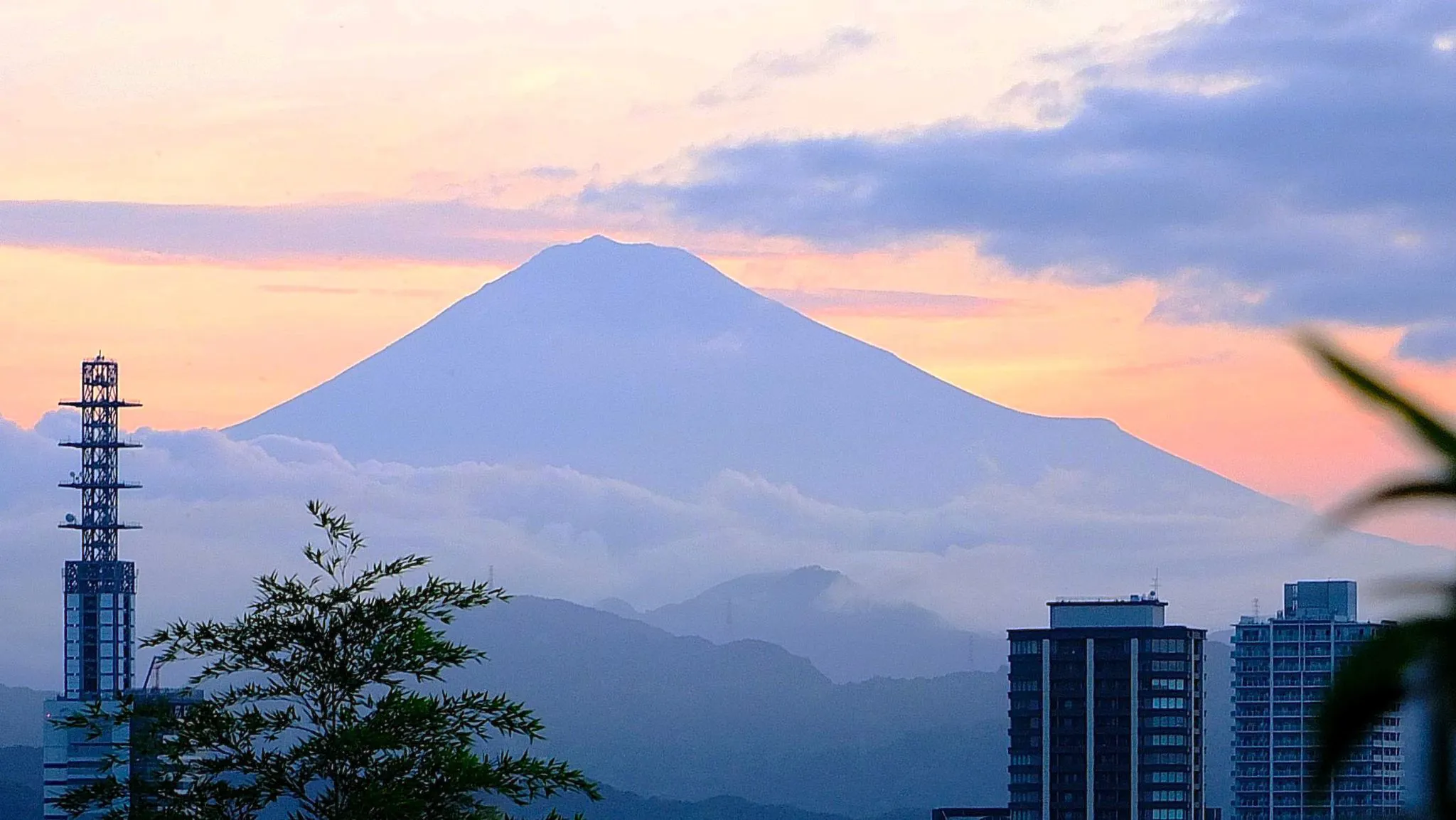 朝やけの富士山 No.0000